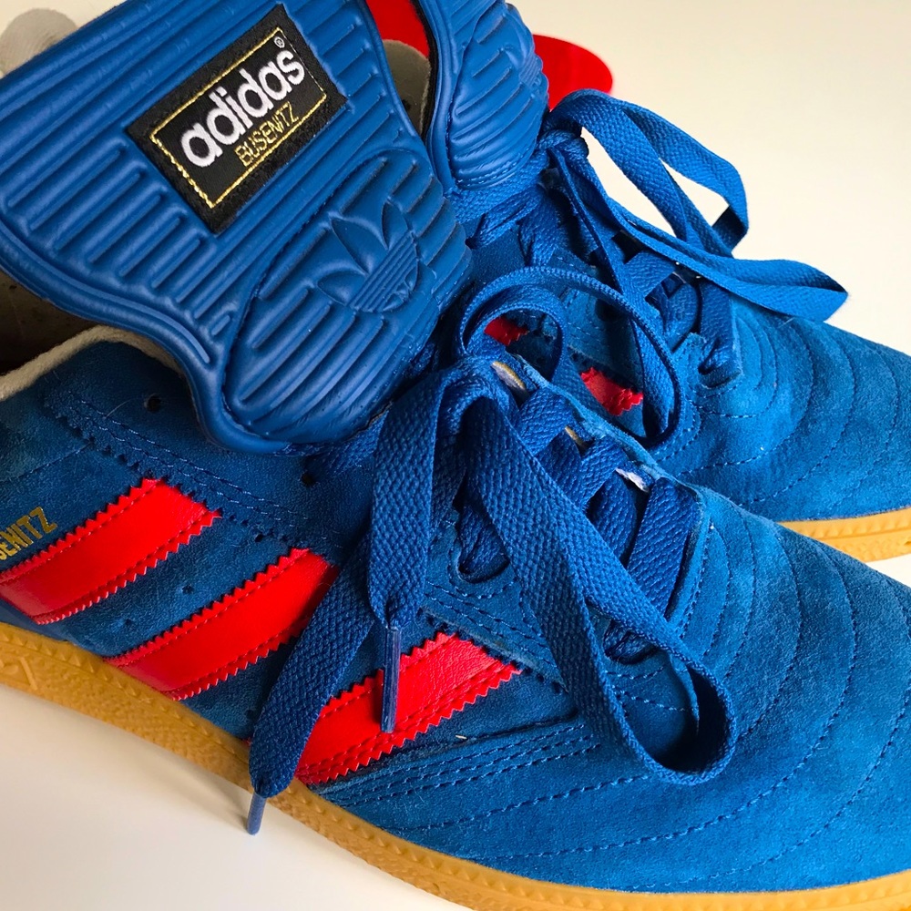 Adidas Dennis Busenitz. Size 8.5. True to size.